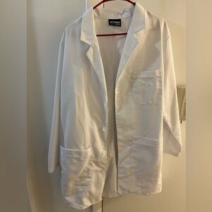 LAB COAT